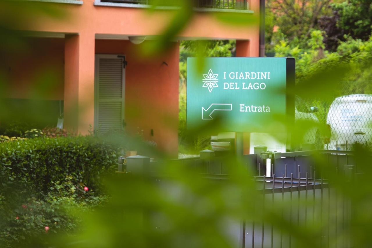 Agriturismo Familiare I Giardini Del Lago Варезе Екстериор снимка