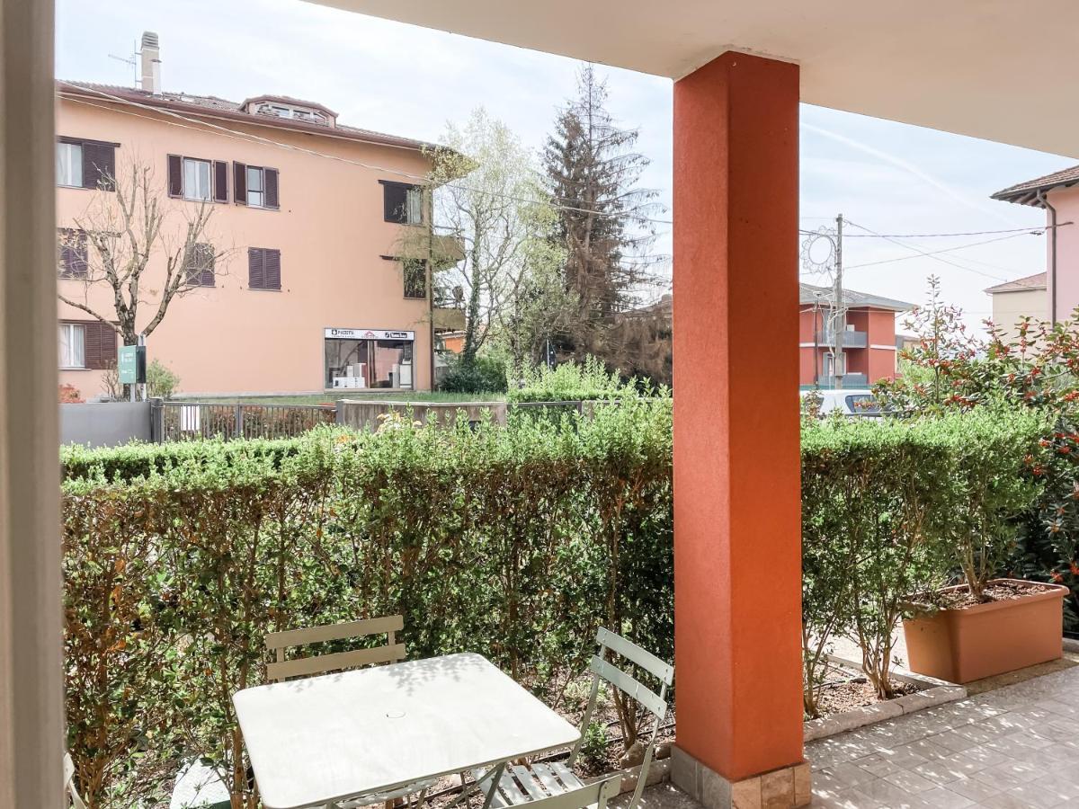 Agriturismo Familiare I Giardini Del Lago Варезе Екстериор снимка